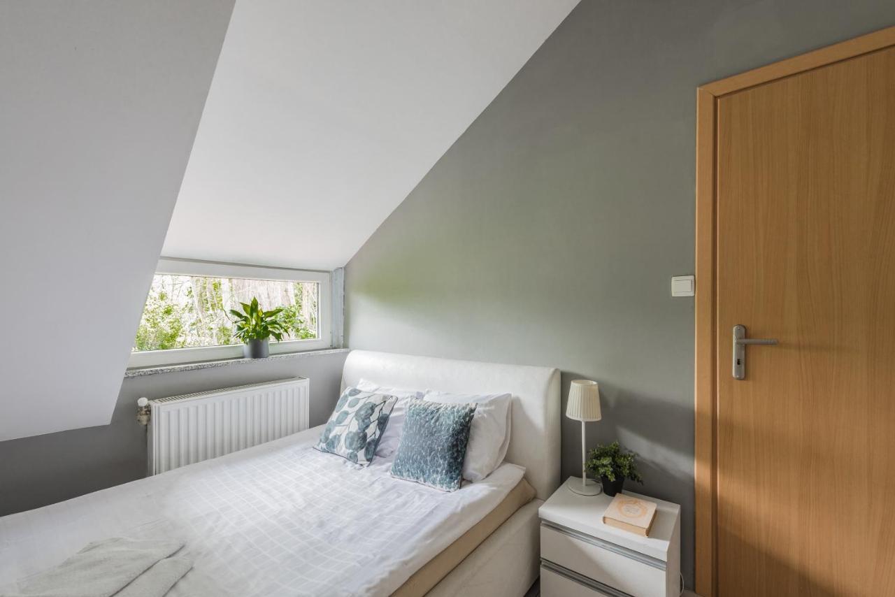 Fitness Hostel Premium Вроцлав Экстерьер фото