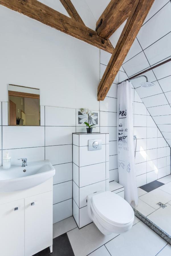 Fitness Hostel Premium Вроцлав Экстерьер фото