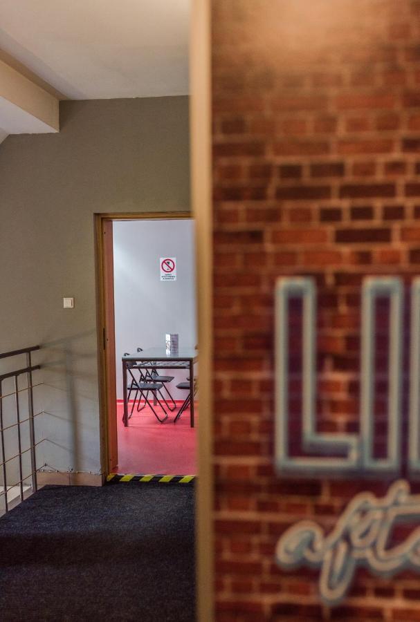 Fitness Hostel Premium Вроцлав Экстерьер фото